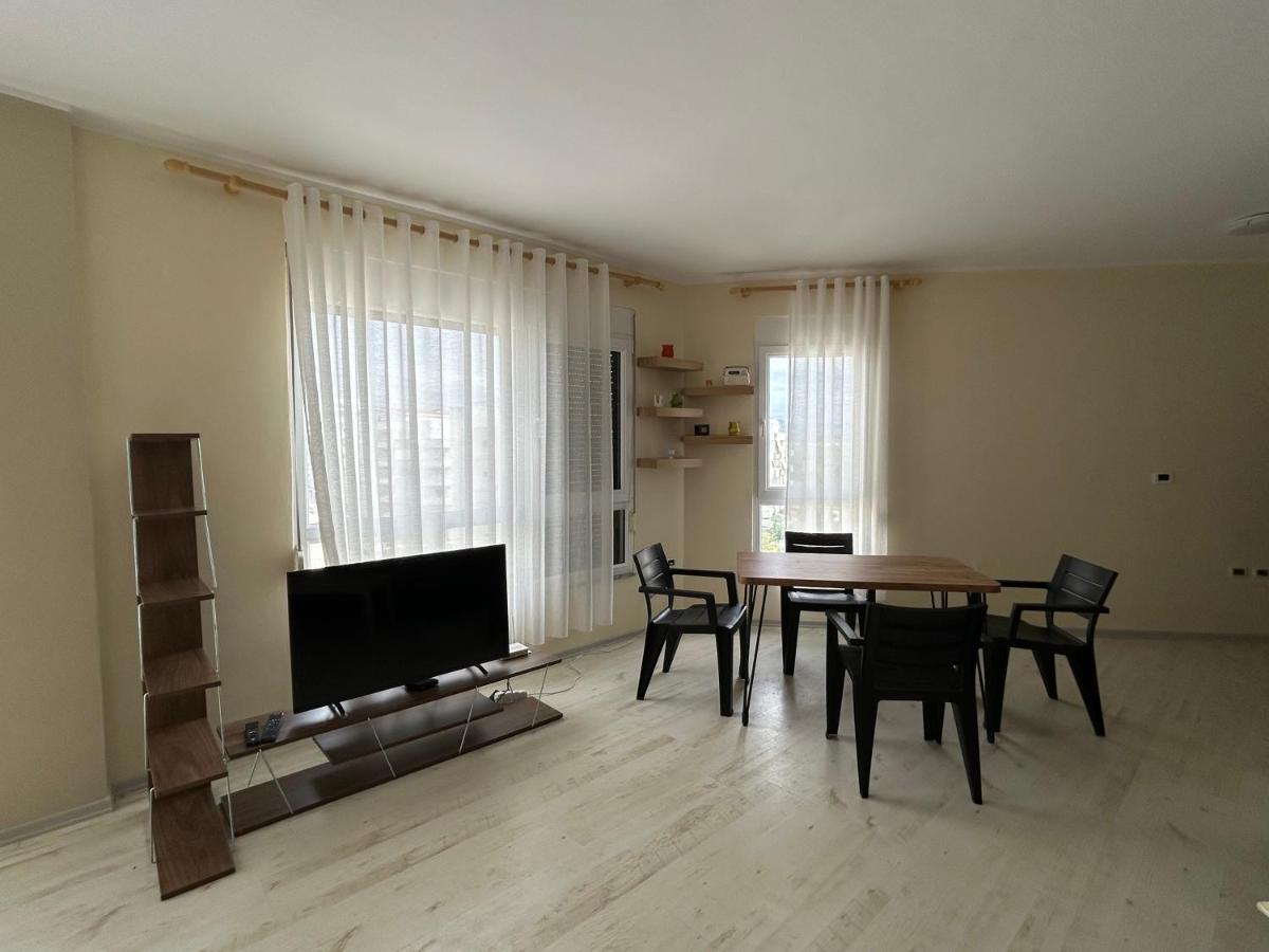 Apartment In Qerret Golem  Exterior photo
